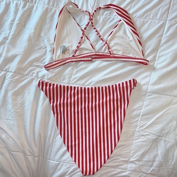 Swim suit- tularosa- size large top and size medium bottoms - Picture 2 of 4